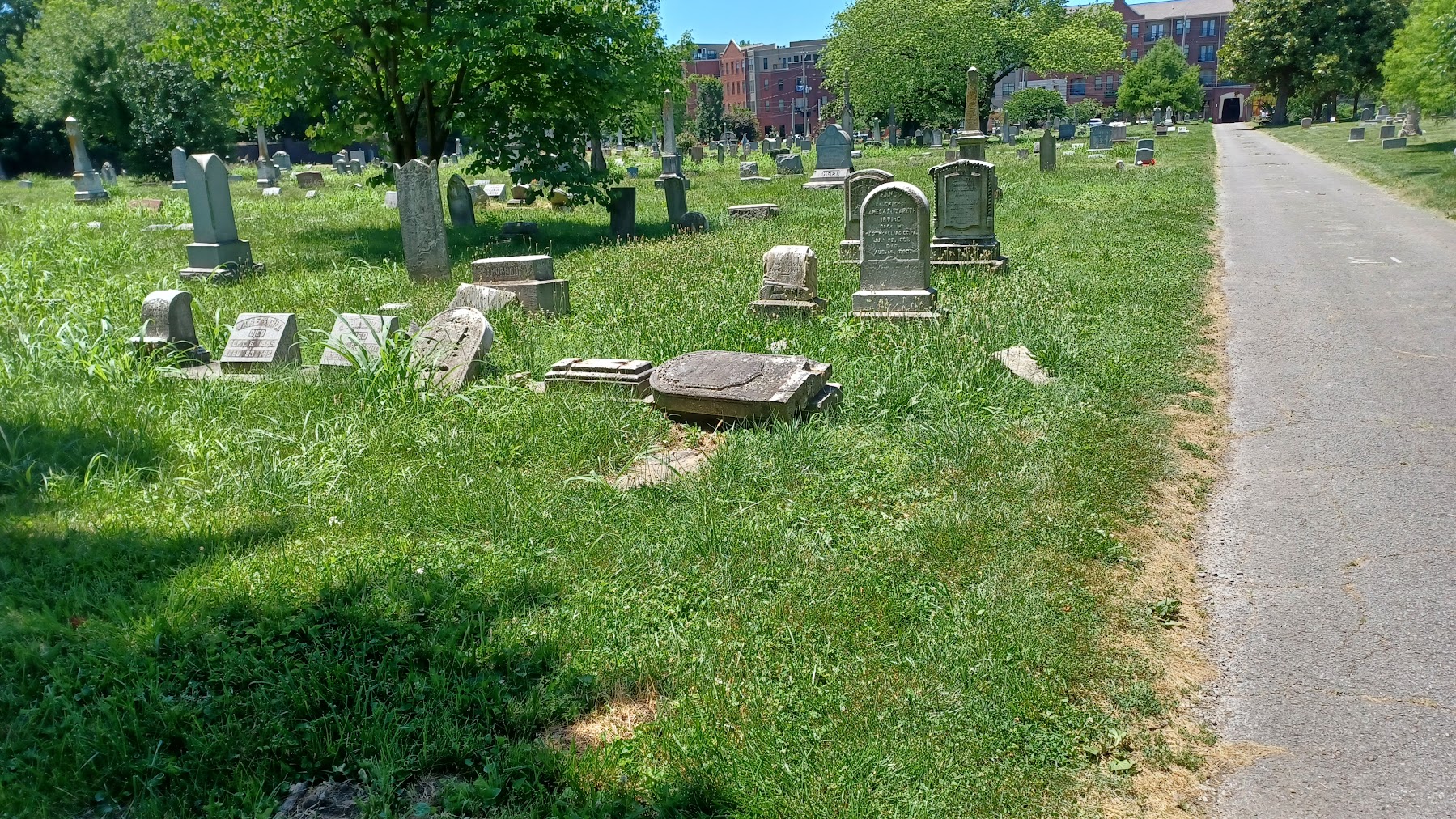 Eastern Cemetery photo 8